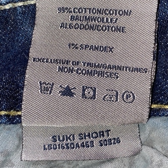 💐SILVER JEANS Suki Short Jean Short size 30 - Picture 10 of 10